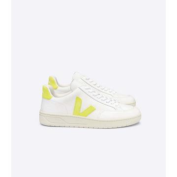 Veja V-12 LEATHER Men's Sneakers White/Green | NZ 344UZG